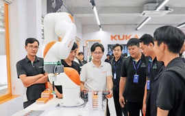 Bài 3. Nhân lực chất lượng cao: Điều kiện quyết định để TPHCM vươn lên thành đô thị toàn cầu