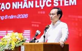 Triển khai chính sách học bổng cho các ngành STEM trọng điểm