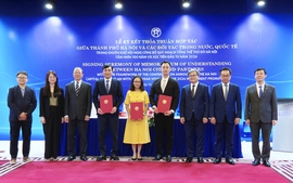 Thành phố Hà Nội và Grab Việt Nam hợp tác thúc đẩy phát triển đô thị thông minh và chuyển đổi số
