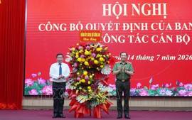 Trung tướng Đinh Văn Nơi giữ chức Phó Bí thư Tỉnh ủy An Giang, kiêm Bí thư Đảng ủy đặc khu Phú Quốc