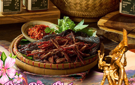 Đặc sản Điện Biên hội tụ tại Hà Nội qua không gian 'Điện Biên phố'