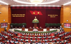 Thông cáo báo chí ngày làm việc thứ hai Hội nghị Trung ương 3