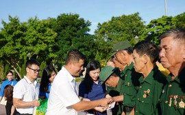 Tháng Bảy tri ân, lan tỏa nghĩa tình