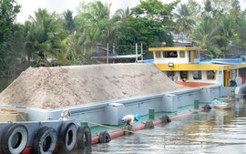 Cát sông dần cạn kiệt, Bộ Xây dựng đề xuất loạt giải pháp thay thế