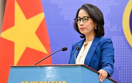 48 thuyền viên tàu Khôi Nguyên 18 trở về đất liền an toàn và đoàn tụ với gia đình