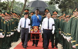 Phó Thủ tướng Thường trực Phạm Gia Túc dự Lễ viếng, truy điệu và an táng hài cốt liệt sĩ tại Tây Ninh
