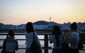 Hàn Quốc nới điều kiện cấp thị thực 'du mục kỹ thuật số' để hút nhân tài