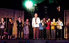 'Bác Hồ - Hai tiếng thiêng liêng': Học Bác từ những điều giản dị nhất