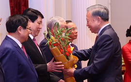 Tri ân các đồng chí Ủy viên Bộ Chính trị, Ủy viên Ban Bí thư các thời kỳ