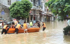 Khẩn trương khắc phục hậu quả mưa lũ do bão số 4