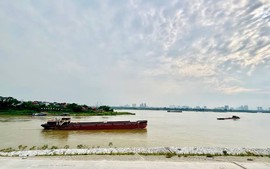Cảnh báo thiên tai: Hệ thống sông lũ dồn dập, vượt mức báo động 3