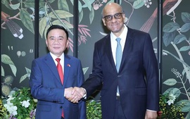 Thường trực Ban Bí thư Trần Cẩm Tú hội kiến Tổng thống Singapore Tharman Shanmugaratnam