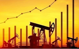 Căng thẳng Mỹ - Iran kéo dài, giá dầu lại nóng
