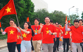 Nhân viên Samsung Việt Nam tự hào 'Cùng Việt Nam tiến bước' năm 2026