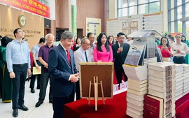 Kết nối truyền thống, khơi dậy sức mạnh văn hóa và văn học Việt Nam