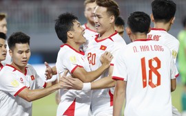 ASEAN Cup 2026: Việt Nam thắng Indonesia 3-0, vươn lên ngôi đầu bảng A