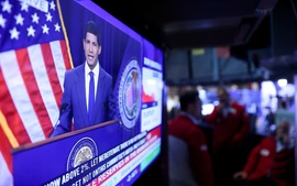 Fed tăng lãi suất lần đầu tiên sau 3 năm và định hướng chính sách tiếp theo