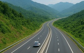 Lập Hội đồng thẩm định Báo cáo nghiên cứu tiền khả thi cao tốc Bảo Hà - Lai Châu