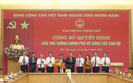 Phó Thủ tướng Thường trực Phạm Gia Túc trao quyết định điều động, bổ nhiệm Phó Chủ nhiệm VPCP Nguyễn Danh Huy