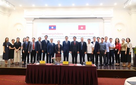 Việt Nam - Lào tăng chiều sâu hợp tác trong lĩnh vực lao động