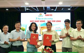 Phân bón Cà Mau dành 500 triệu đồng hỗ trợ "Tiếp sức đến trường"