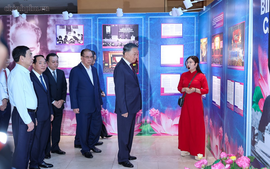 Tổng Bí thư, Chủ tịch nước Tô Lâm tham quan triển lãm “Những tấm gương bình dị mà cao quý”