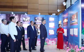 Tổng Bí thư, Chủ tịch nước Tô Lâm tham quan triển lãm “Những tấm gương bình dị mà cao quý”