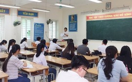 Hiệu trưởng, phó hiệu trưởng, bí thư đoàn có được dạy vượt định mức?