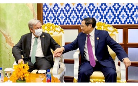 Prime Minister meets UN Secretary-General in Cambodia