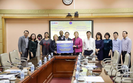 USAID, UNICEF provide US$1 million in life-saving COVID-19 supplies to Viet Nam