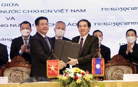 Viet Nam-Laos trade grows beyond expectation in 2021
