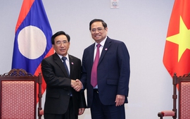 Vietnamese, Lao PMs meet ahead of U.S.-ASEAN Special Summit