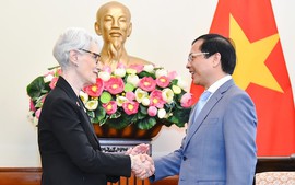 U.S supports strong and prosperous Viet Nam: Wendy Sherman