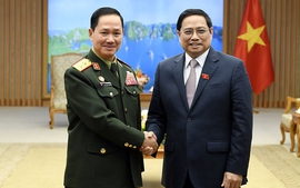 PM hosts reception for Chief of General Staff of Lao People's Army