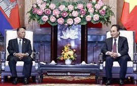 President receives Cambodian top legislator