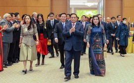 Prime Minister hosts banquet for diplomatic corps