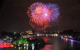 Fireworks to light up Ha Noi on New Year' Eve