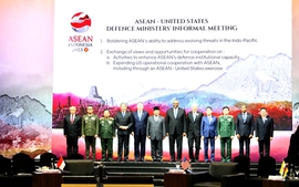 Defense minister attends ASEAN-U.S. Defense Ministers’ Informal Meeting, meets U.S. counterpart in Indonesia