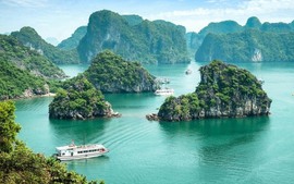 Ha Long Bay named among world’s 51 most beautiful places:  Condé Nast Traveler