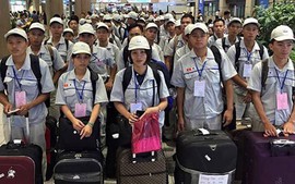 Viet Nam sends over 132,000 workers abroad in 10 months