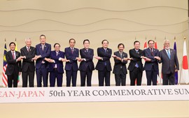 Prime Minister attends ASEAN-Japan Commemorative Summit