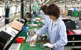 Apple to move key iPad engineering resources to Viet Nam: Nikkei Asia