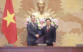 Viet Nam willing to foster cooperation between Russia, ASEAN: NA Chairman