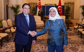 Prime Minister meets Singaporean President