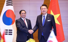 Prime Minister meets South Korea President in Japan