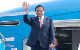Prime Minister leaves Ha Noi for expanded G7 Summit in Japan