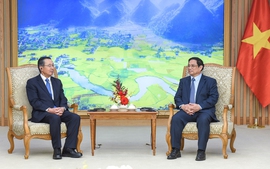 Prime Minister hosts JETRO Chairman