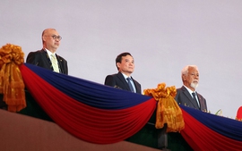 Deputy PM attends opening ceremony of SEA Games 32 in Cambodia