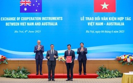 Vietnamese, Australian PMs witness exchange of cooperation instruments