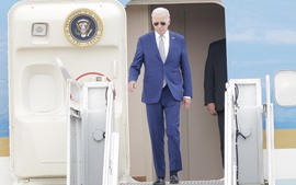 President Biden begins two-day State visit to Viet Nam